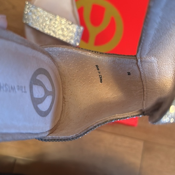 The Wishbone collection strass sandals - Picture 8 of 9